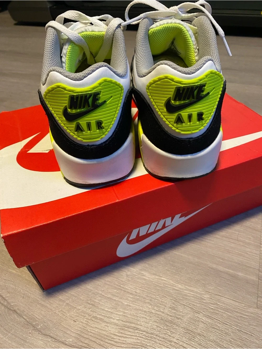 Nike Air Max 90